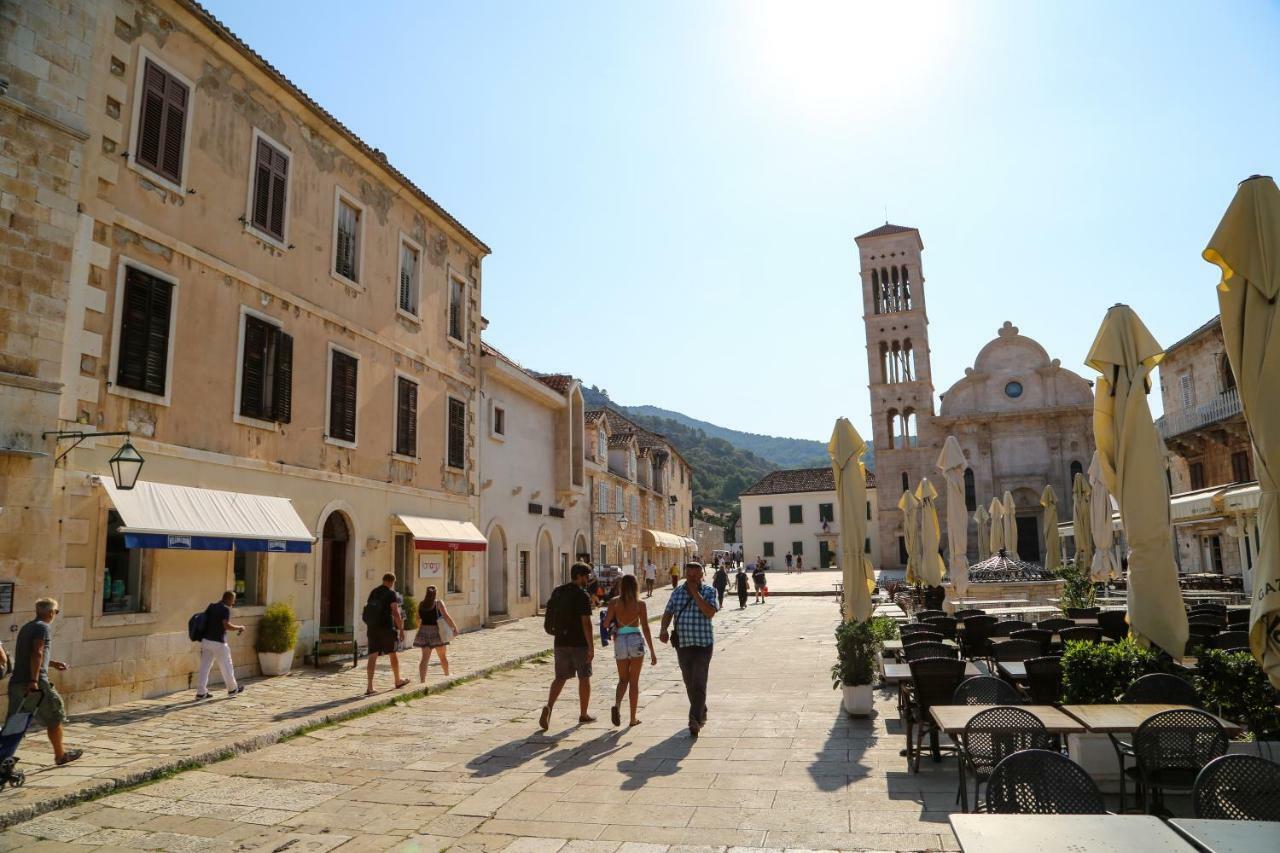 Hvar Piazza Apartment フヴァル エクステリア 写真